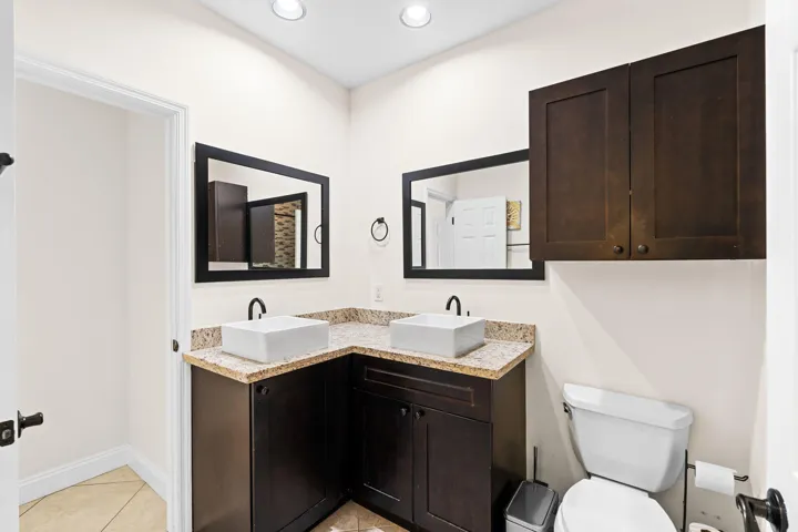 33-web-or-mls-A7406375
