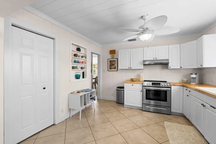 23-web-or-mls-A7406357