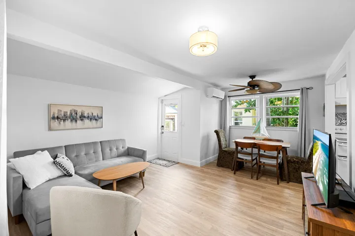 47-web-or-mls-A7406416