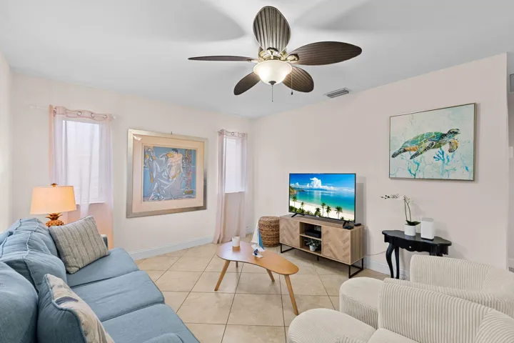 16-web-or-mls-A7406309