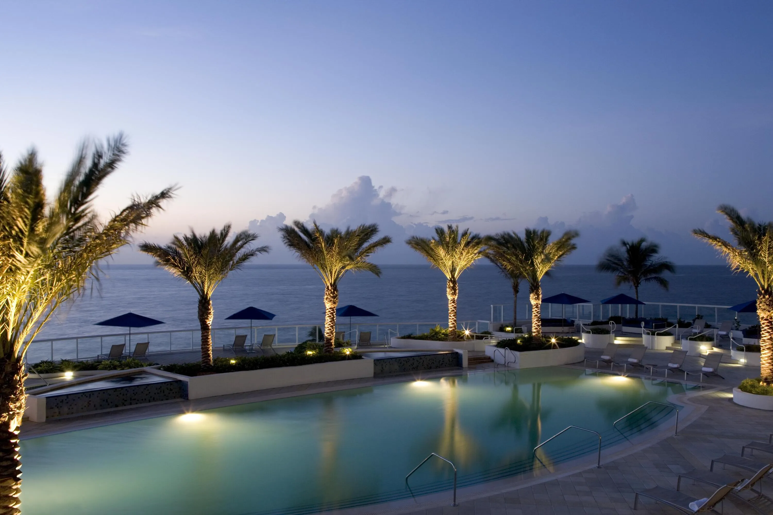 Pool Terrace Evening (002)