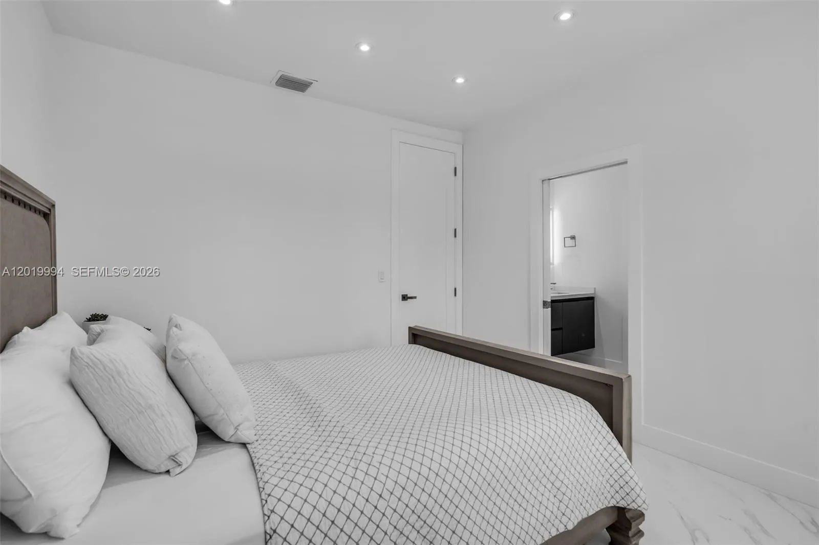 Property photo 50
