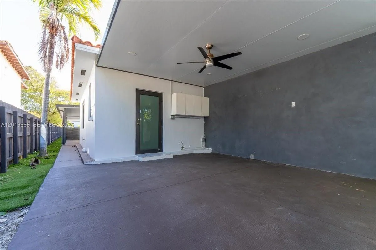 Property photo 44