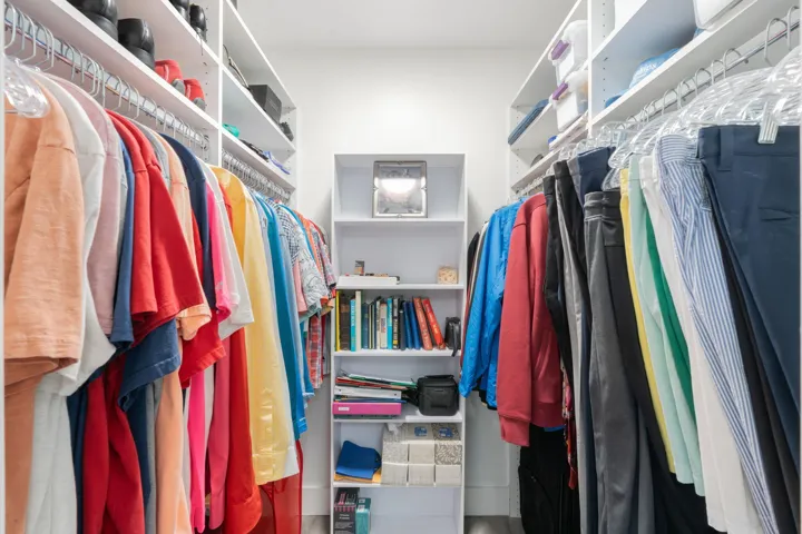 Bedroom 2 Walk-in Closet