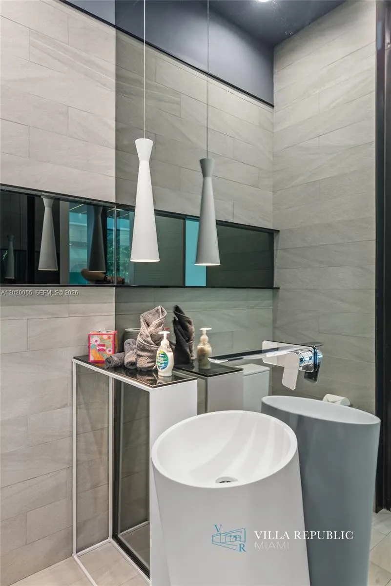 Property photo 83