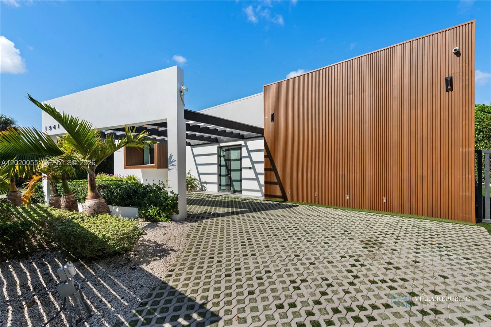 Property photo 96