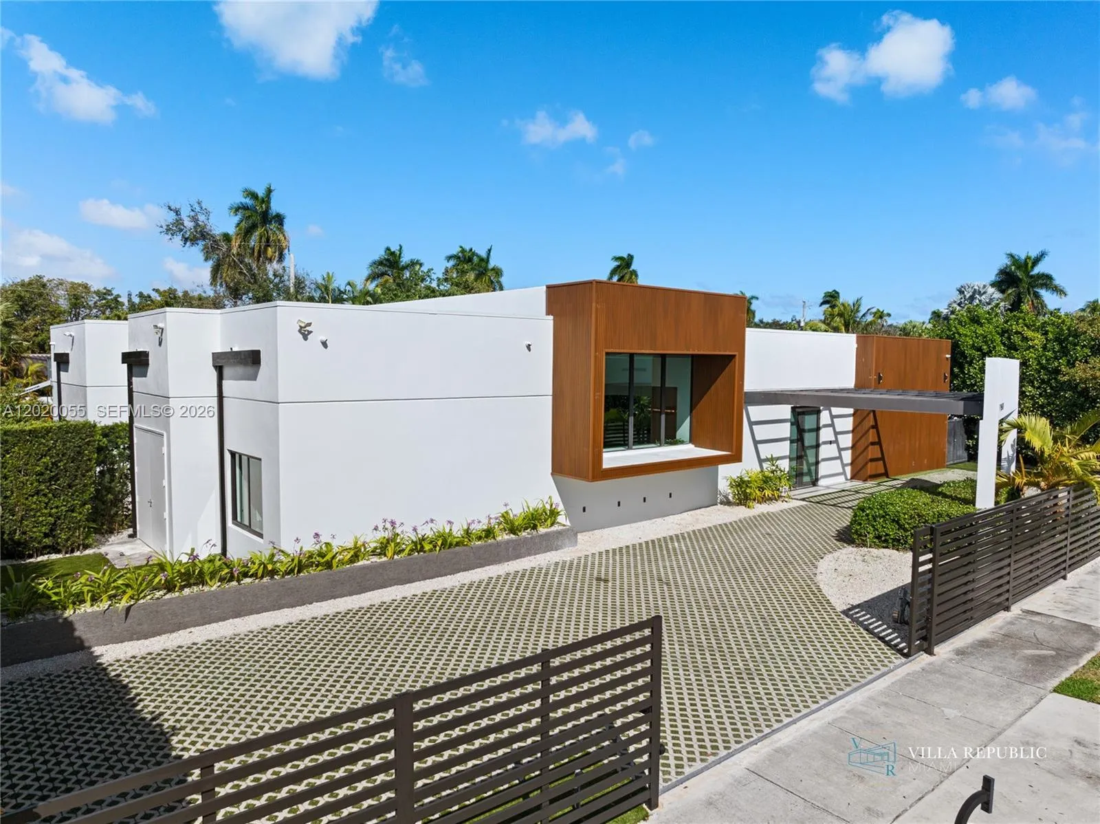 Property photo 86