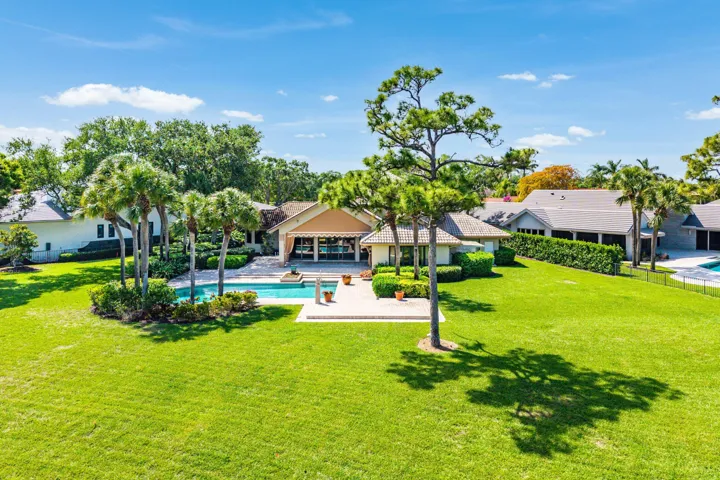 007-3566LoireLane-PalmBeachGardens-FL-33