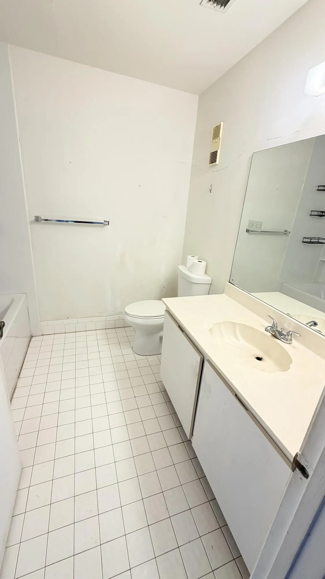 2nd Bathroom