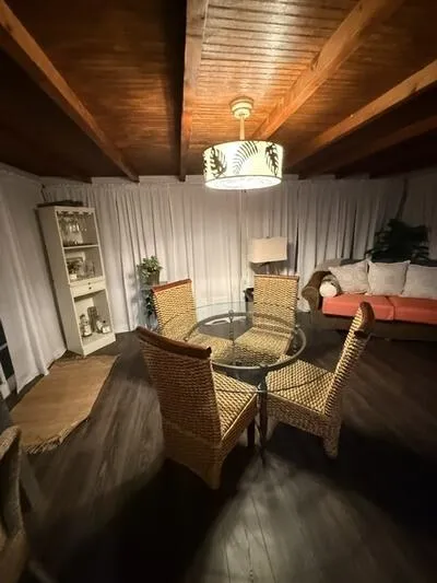Insulated Florida Room