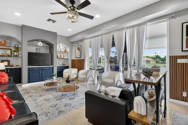 24-web-or-mls-F14A3256