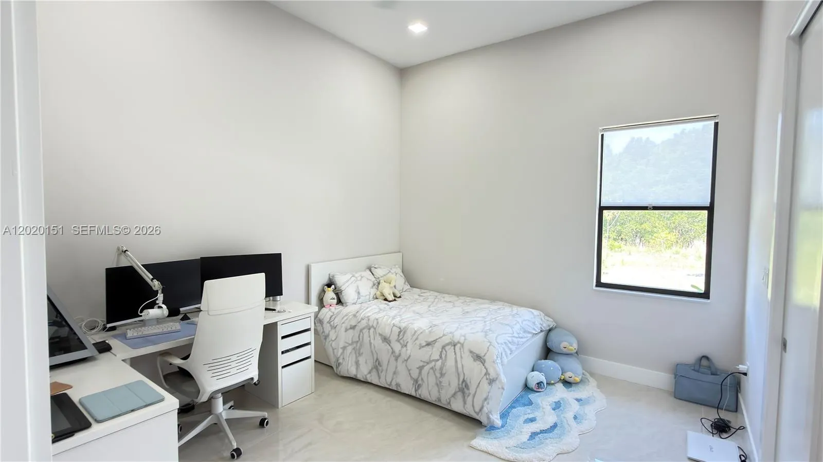 Property photo 99