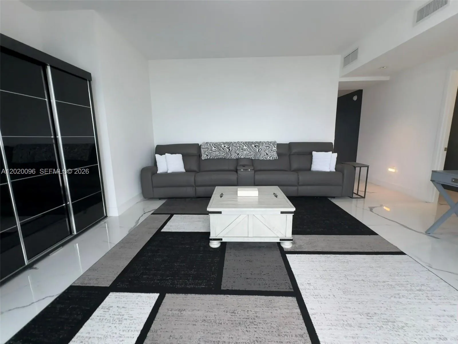 Property photo 50