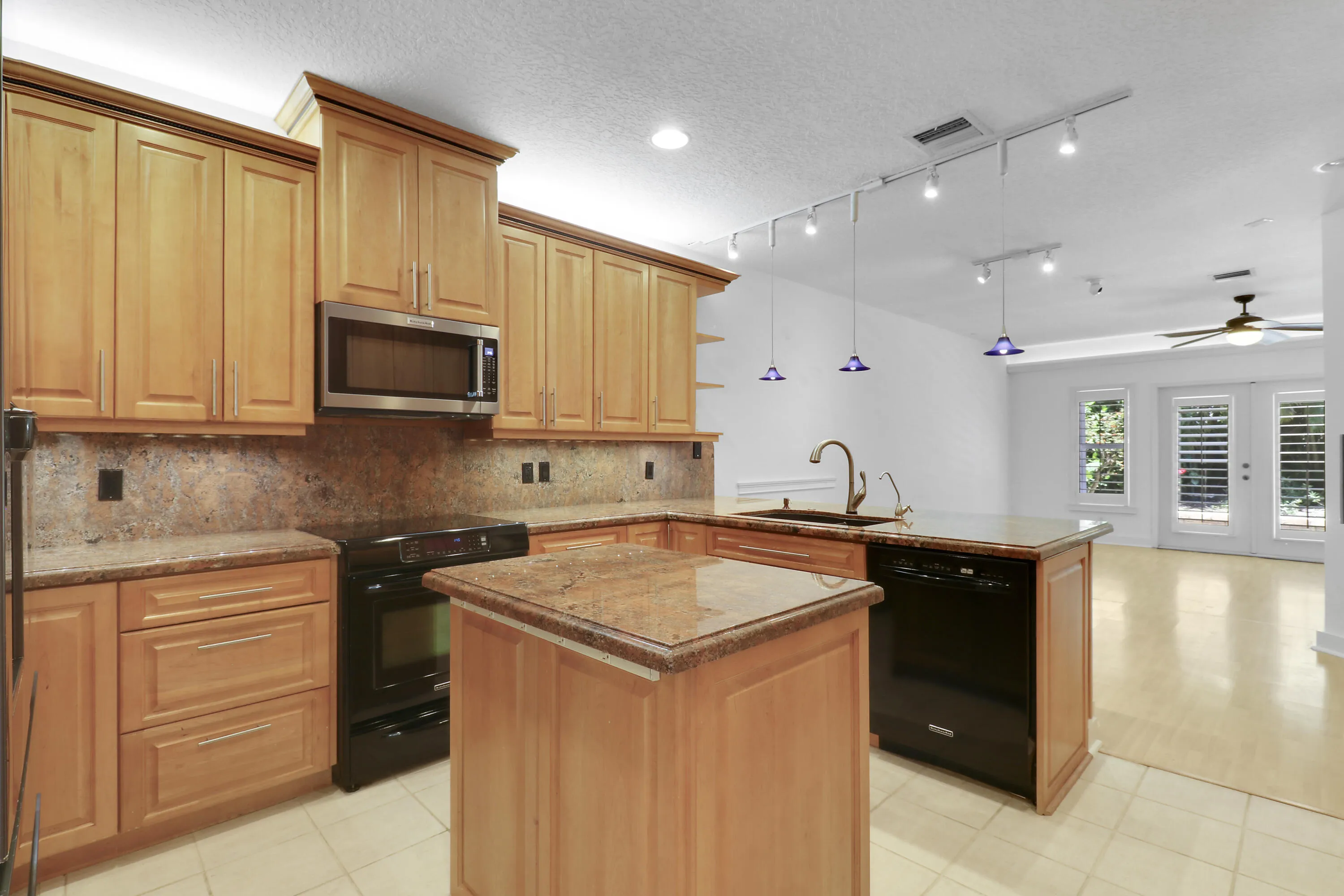Property photo 30