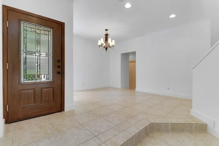 Entrance & Formal Dining