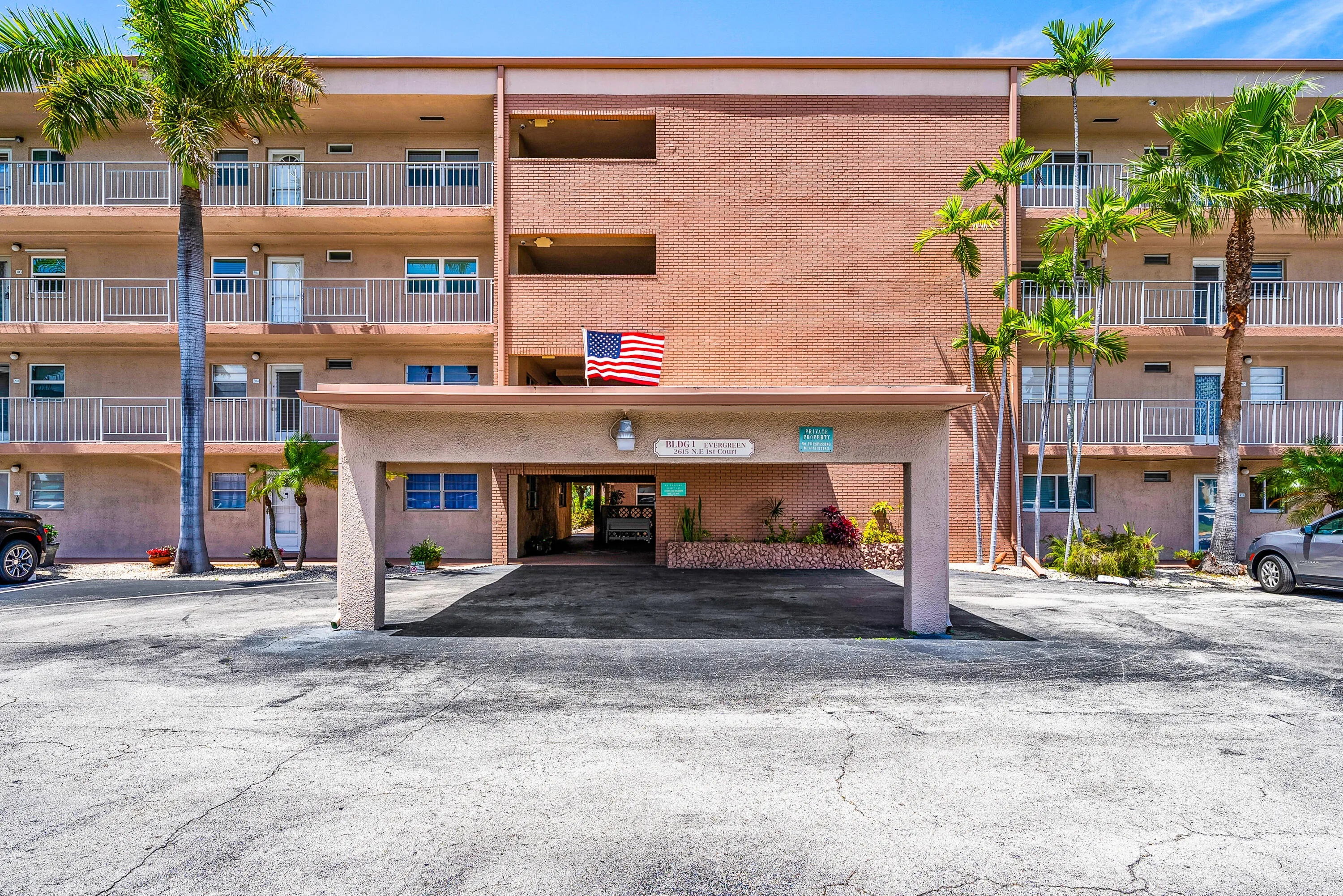 002-2615Northeast1stCourt-BoyntonBeach-F