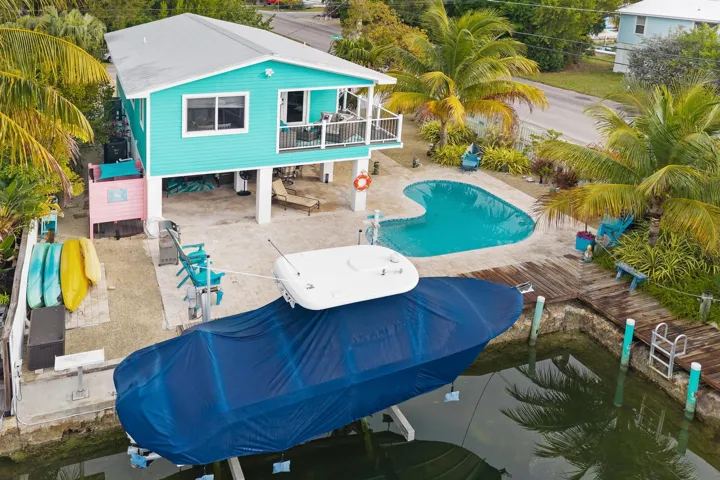 Overhead view of Home & Pool
