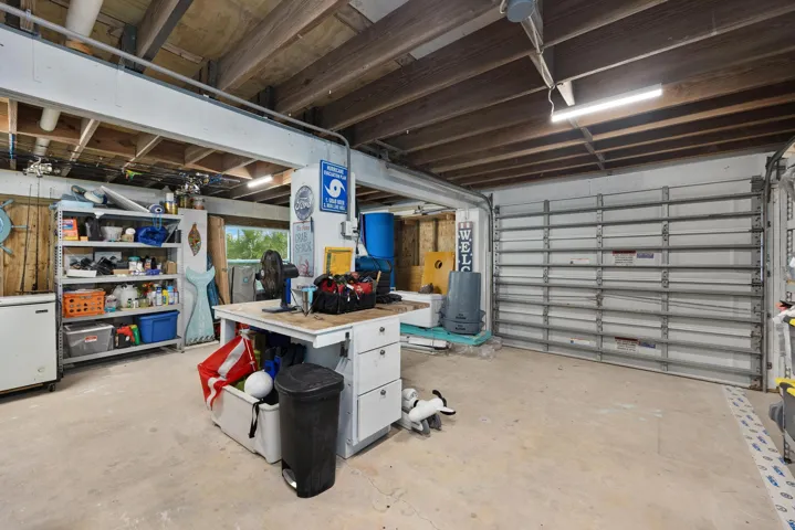 Garage/Storage
