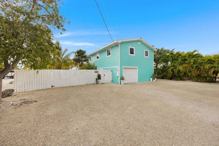 1 car garage