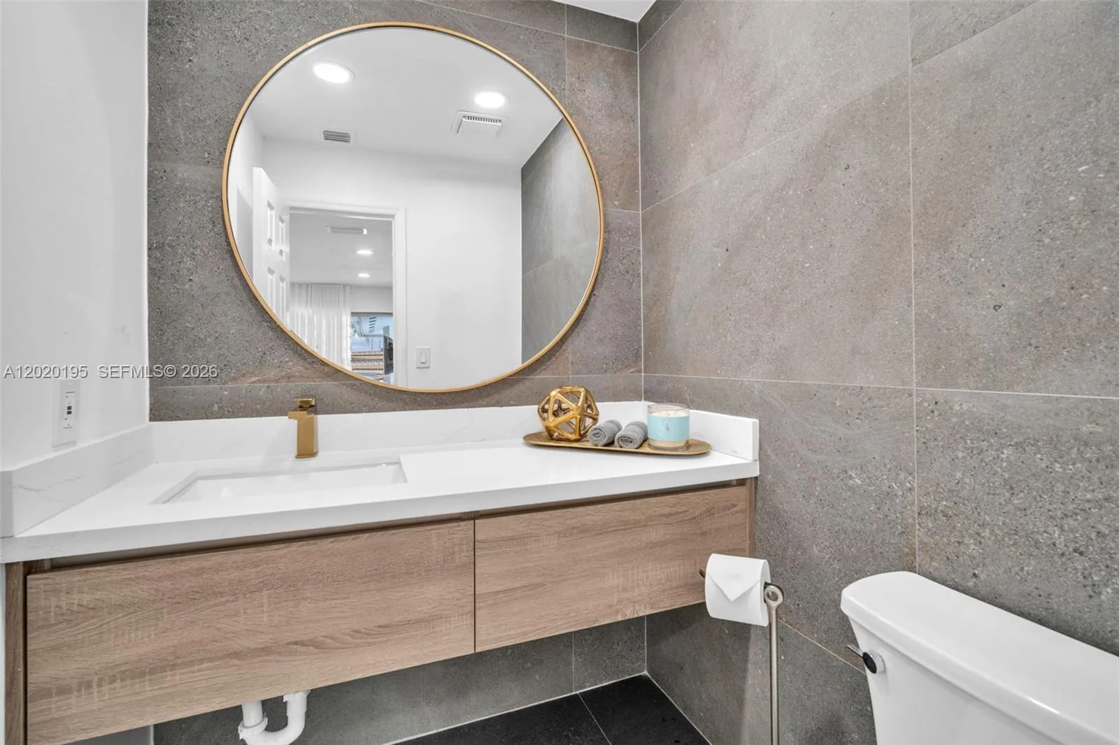 Powder Room