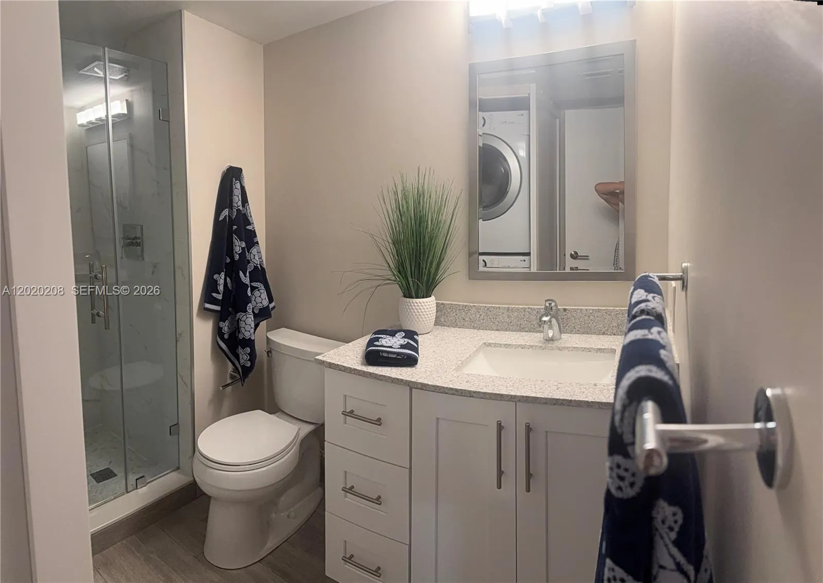 FULLY RENOVATED GUEST BATHROOM