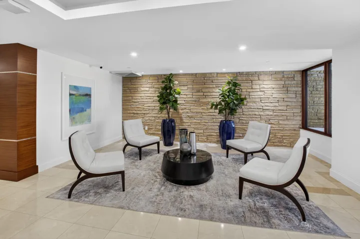 25 Ocean Pines Lobby