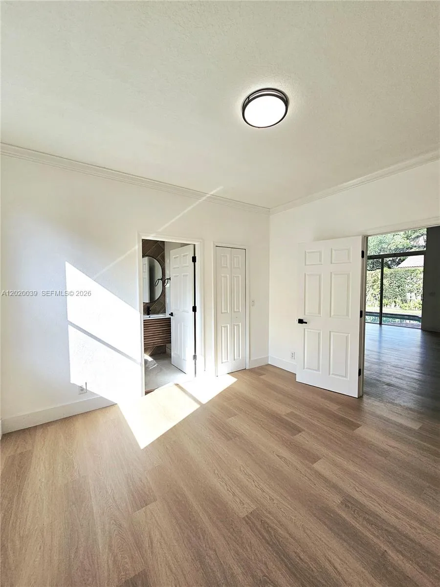 Property photo 85