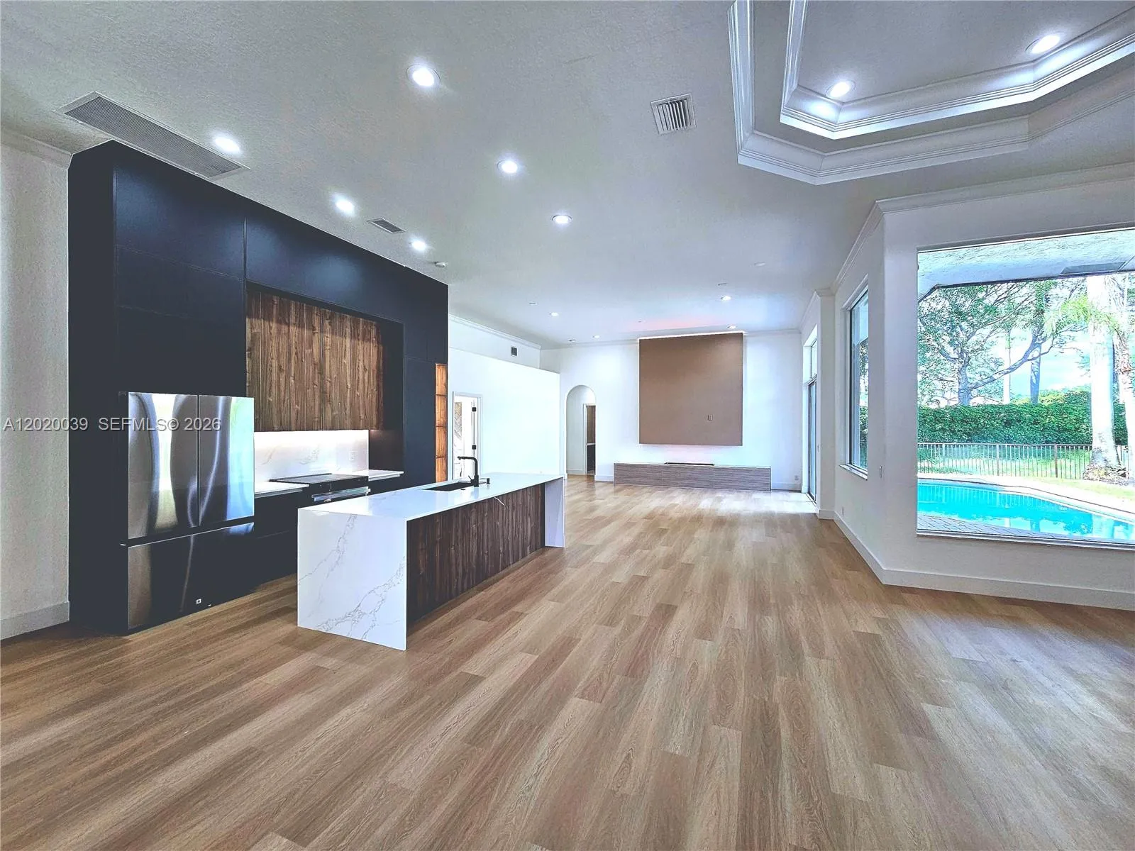 Property photo 99