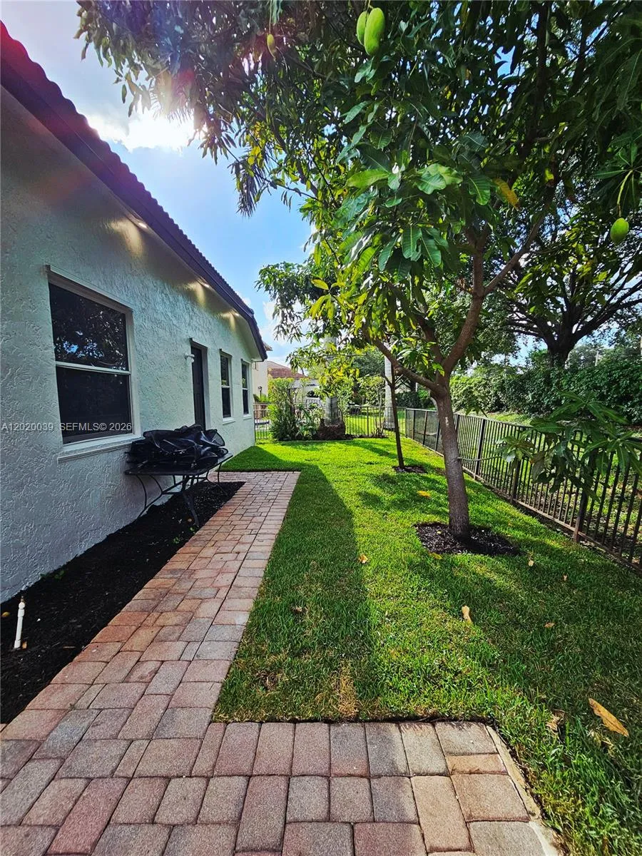 Property photo 70