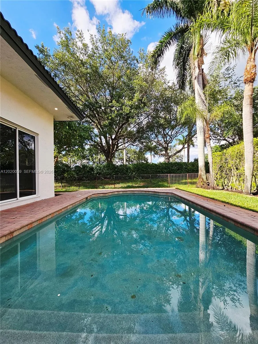 Property photo 68