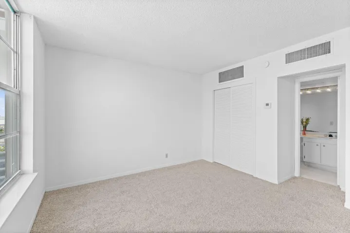 9-web-or-mls-2851-s-ocean-blvd-6-f