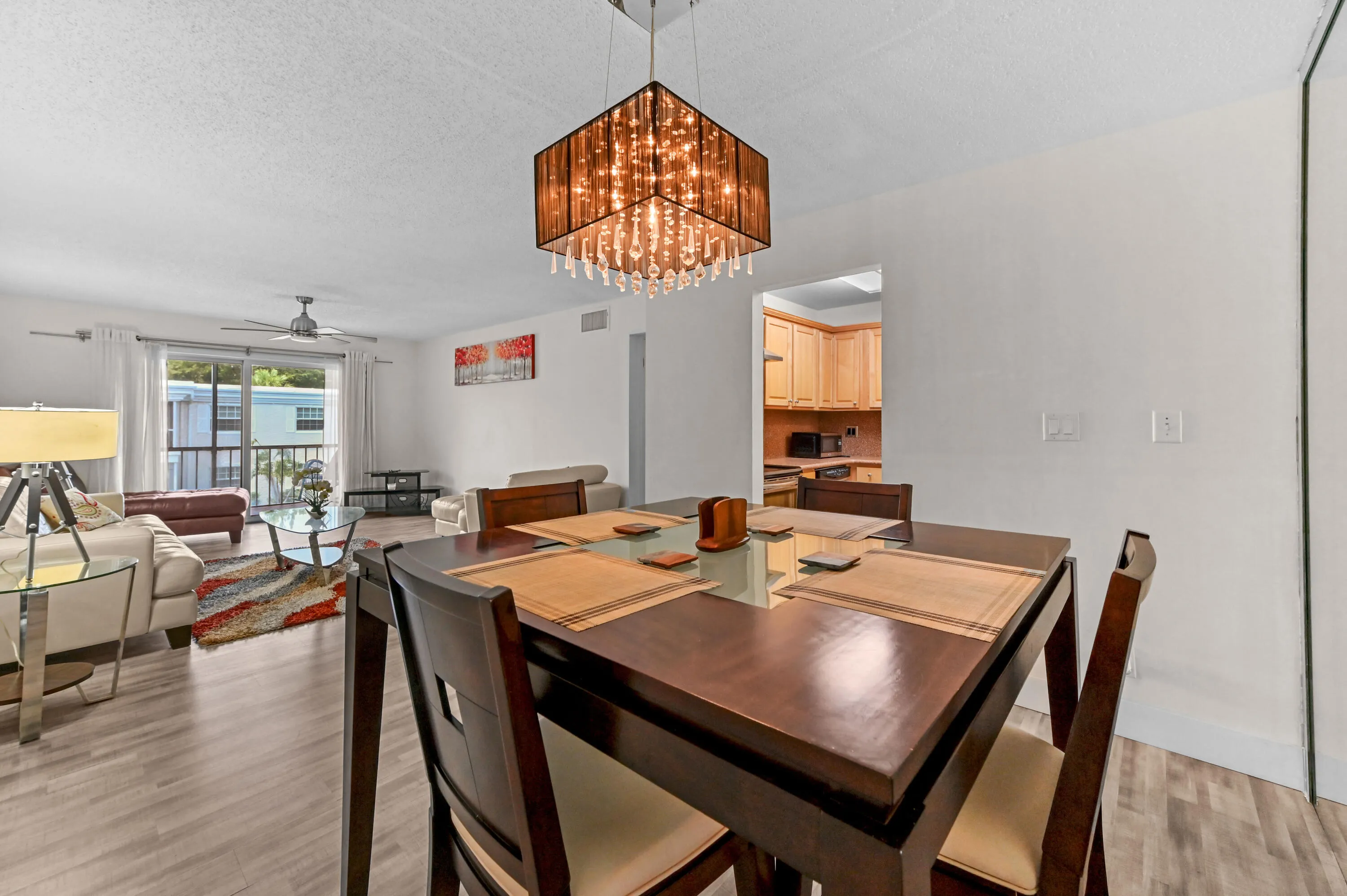 10 Dining area 02