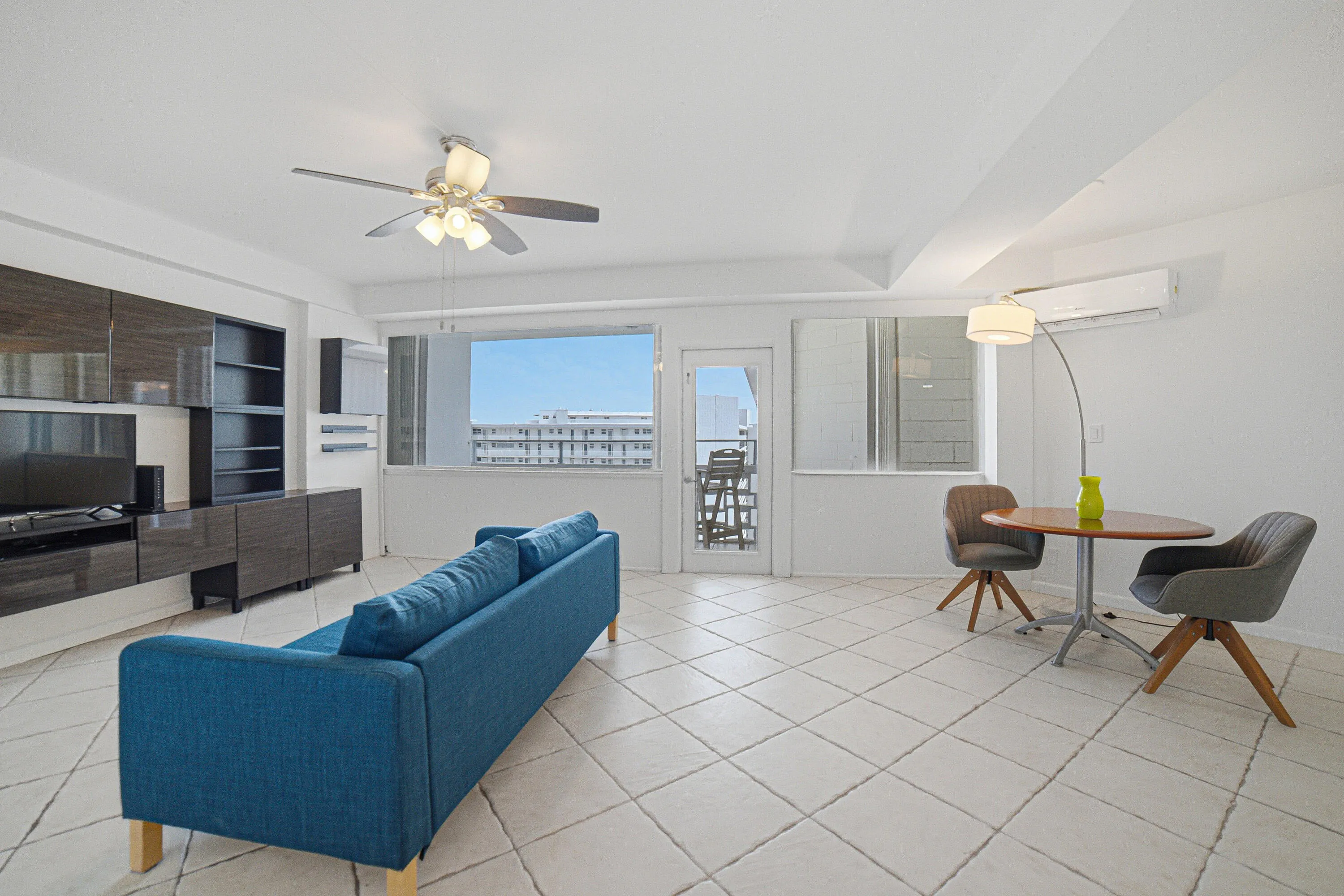 Livingroom-C