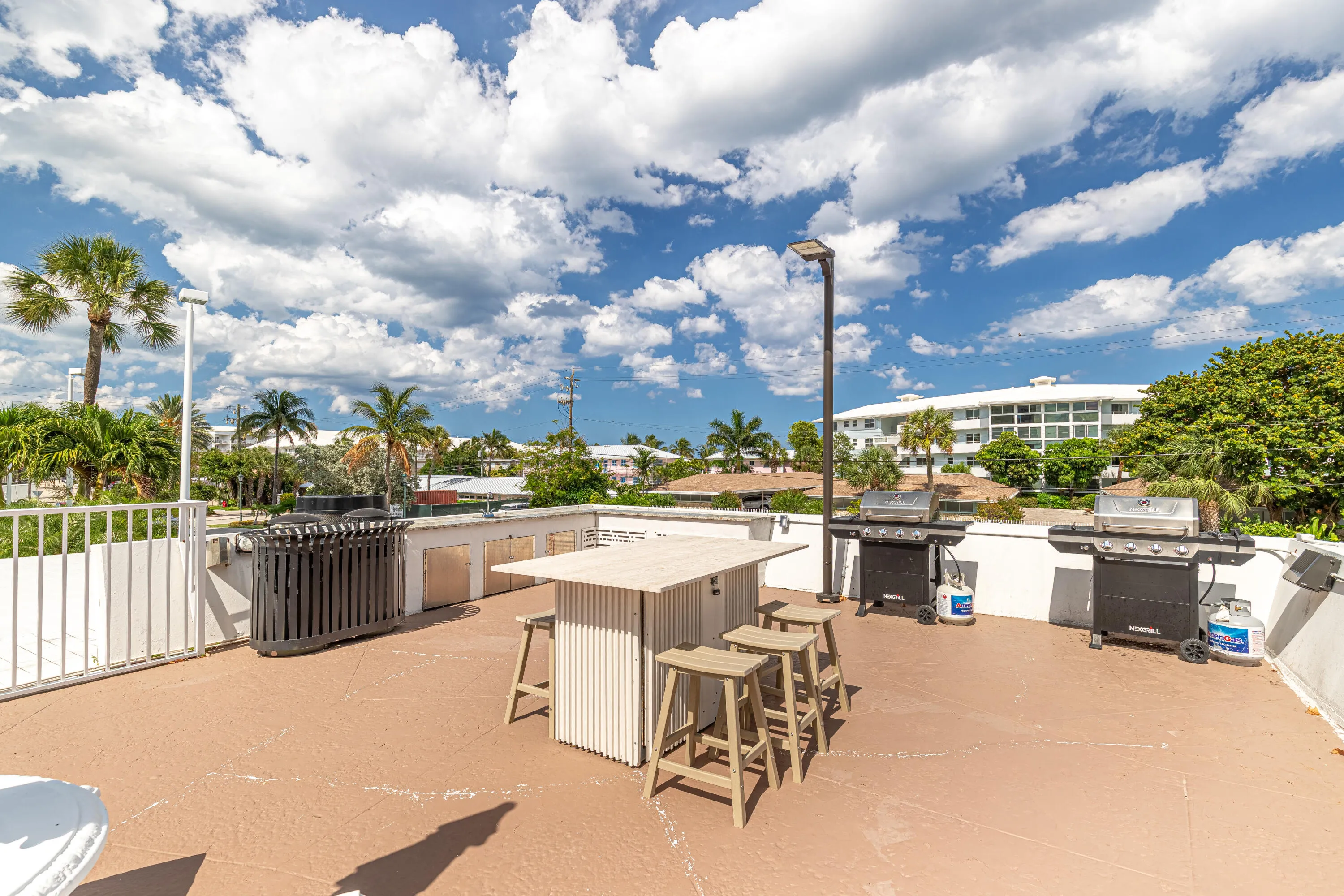 Pool-Lounge Area-BBQ