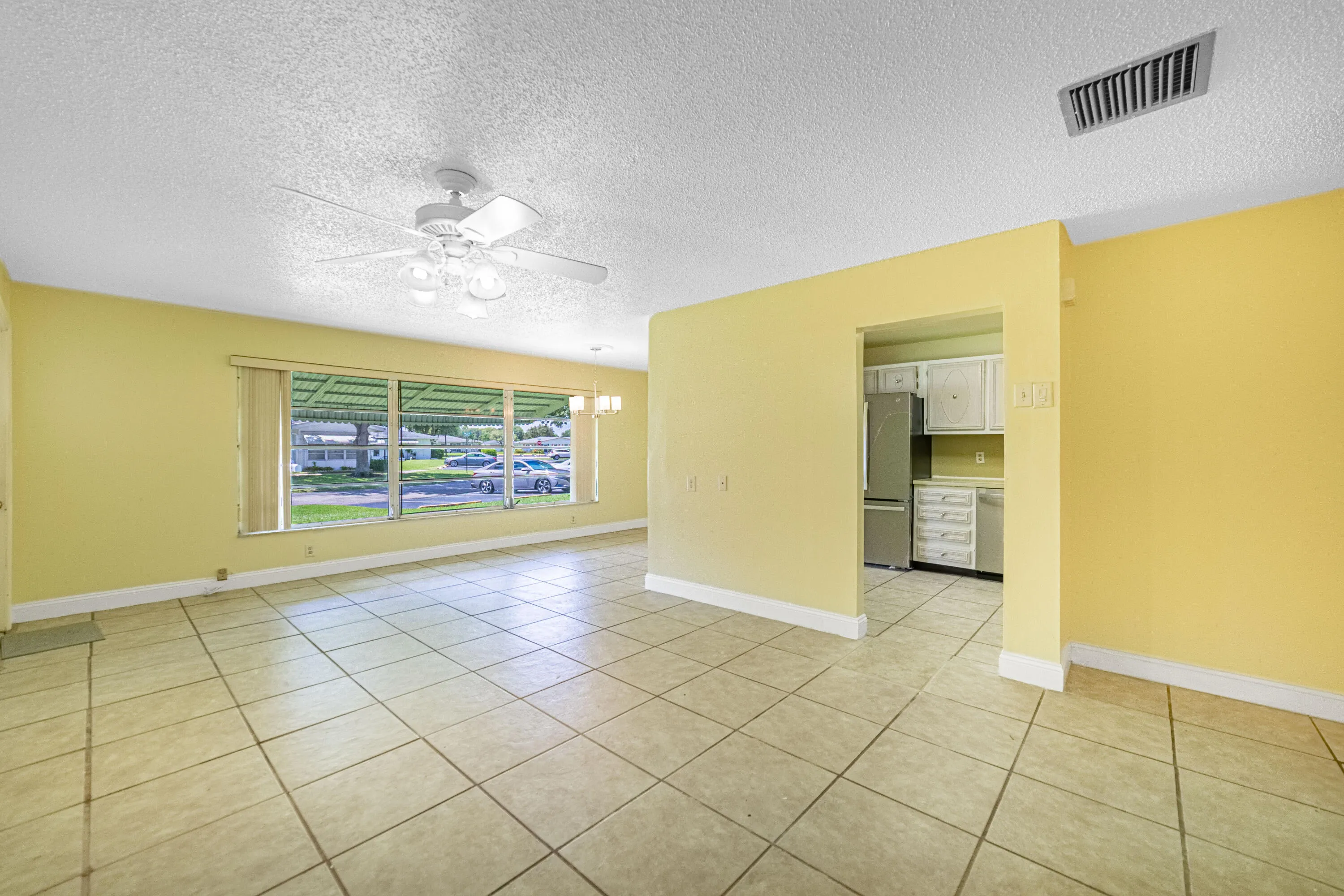 Livingroom-C