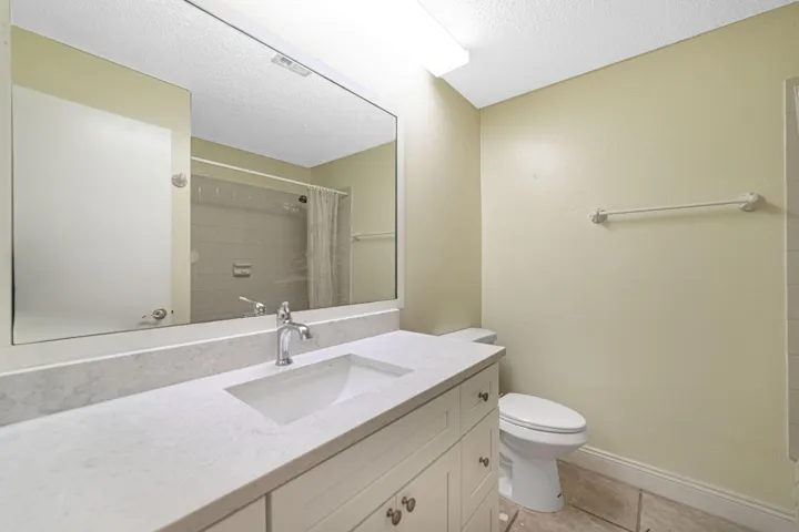 Bathroom1