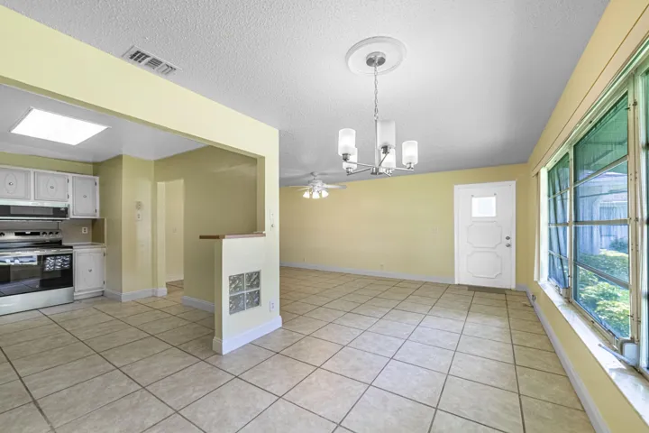 Livingroom-B