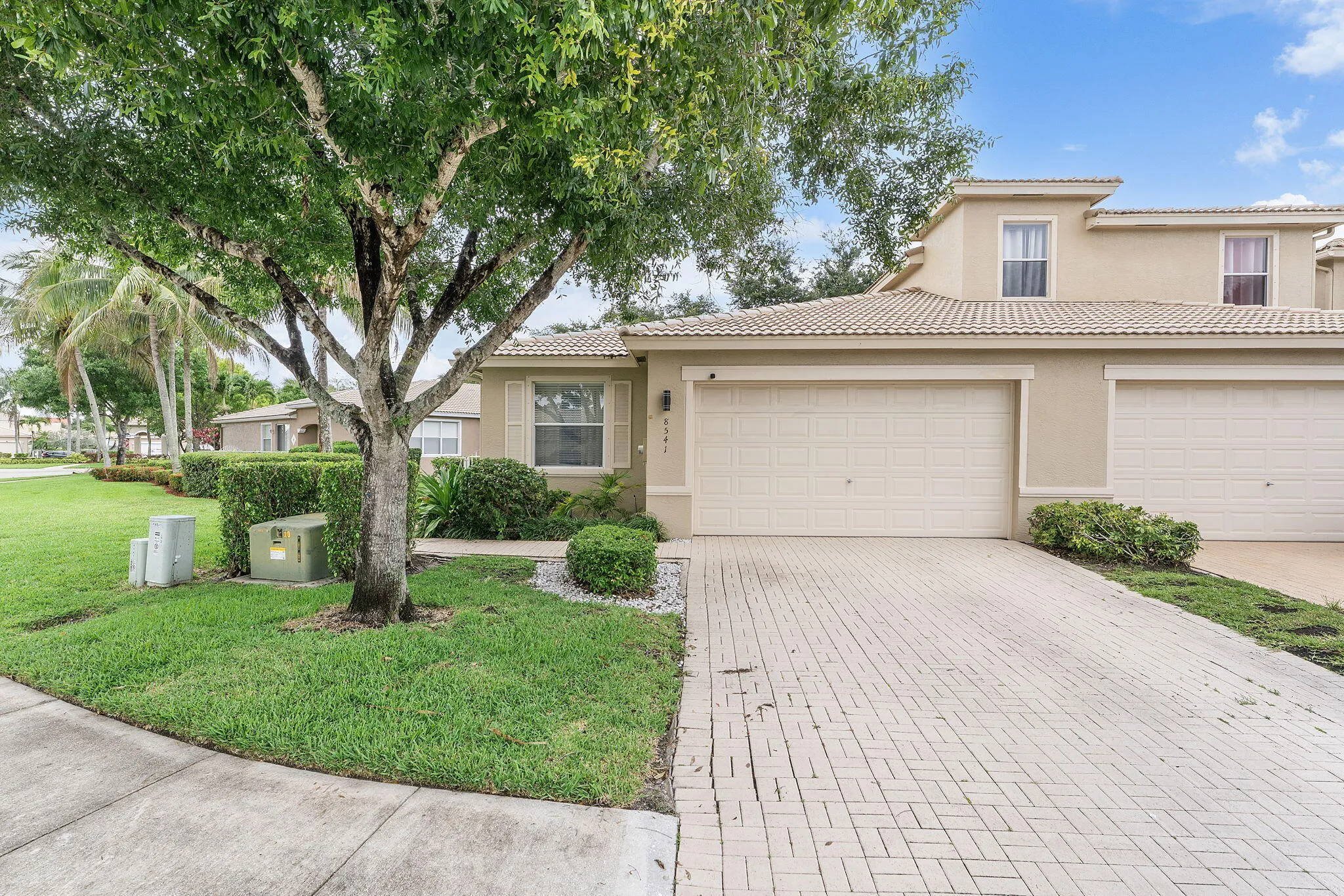 8541 Water Cay