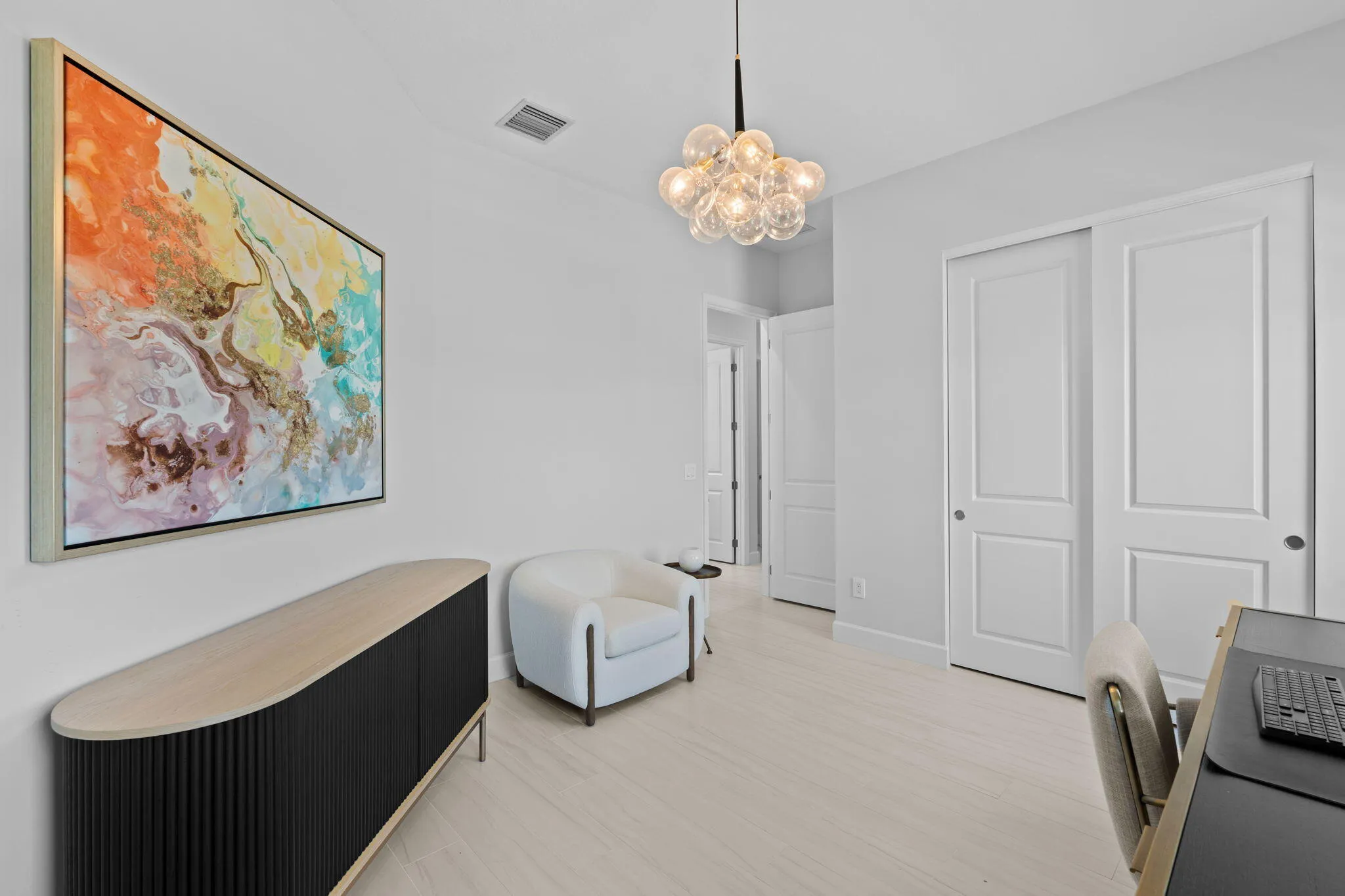 19-web-or-mls-A7404922