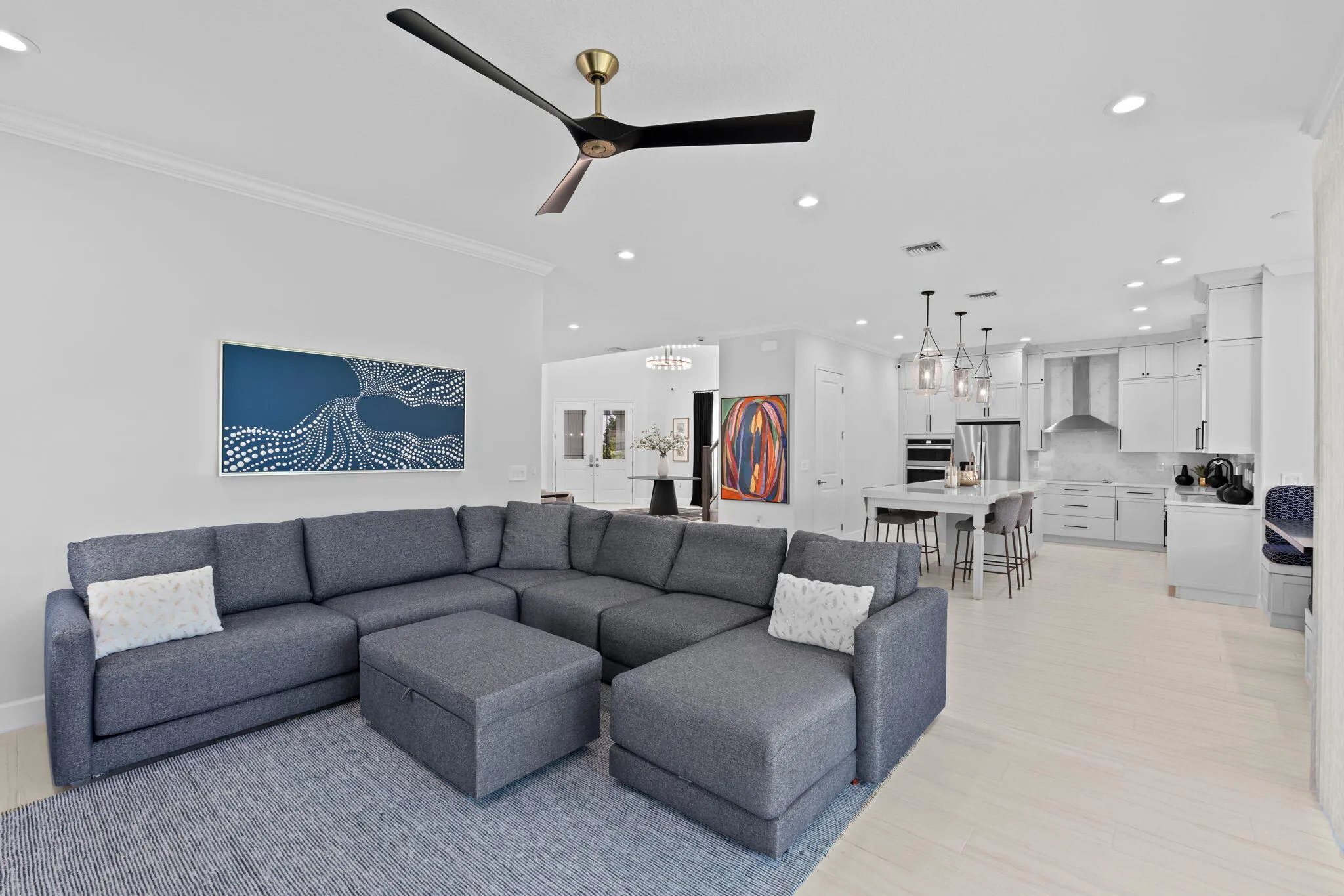 32-web-or-mls-A7404877
