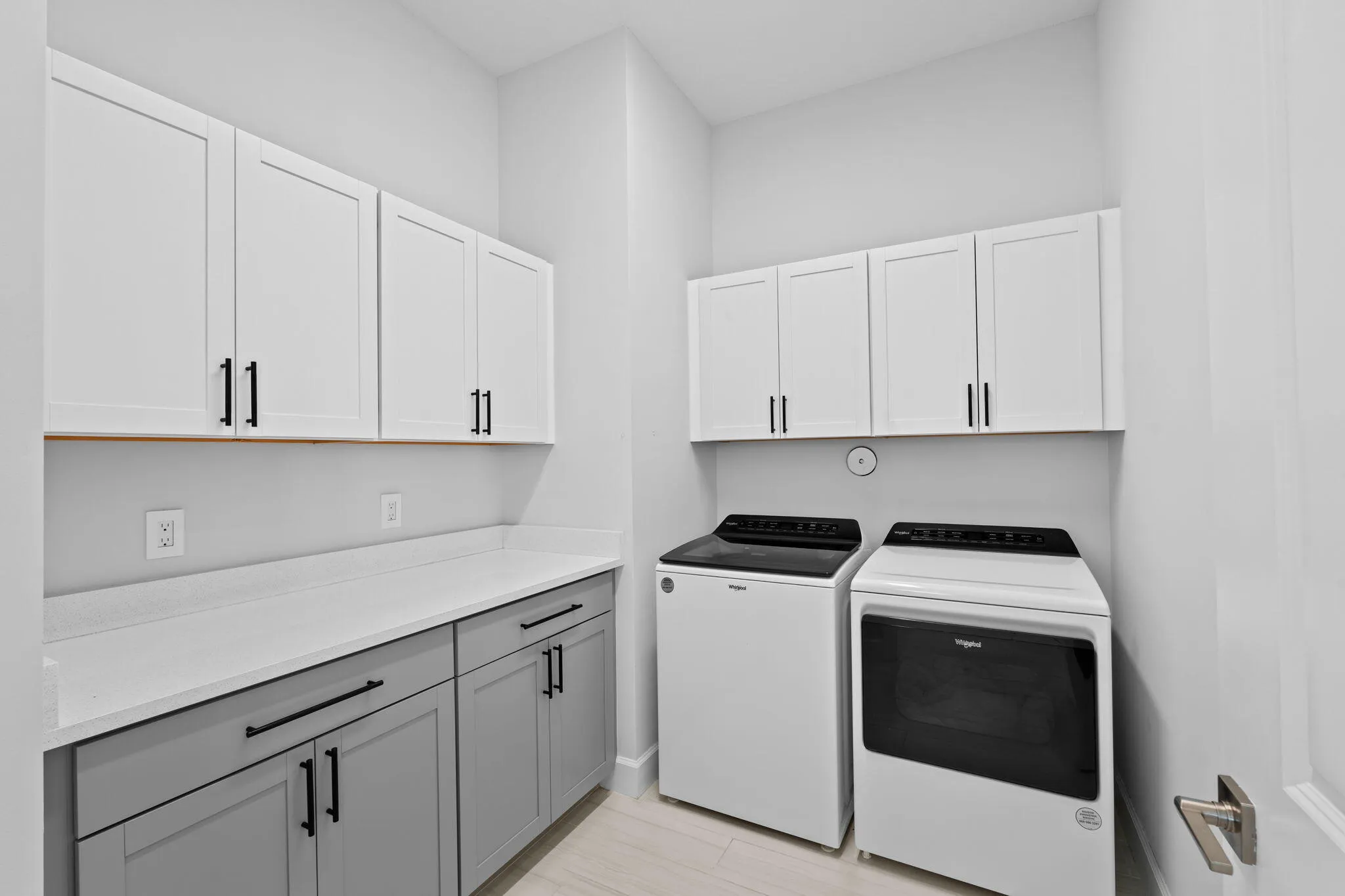 21-web-or-mls-A7404913