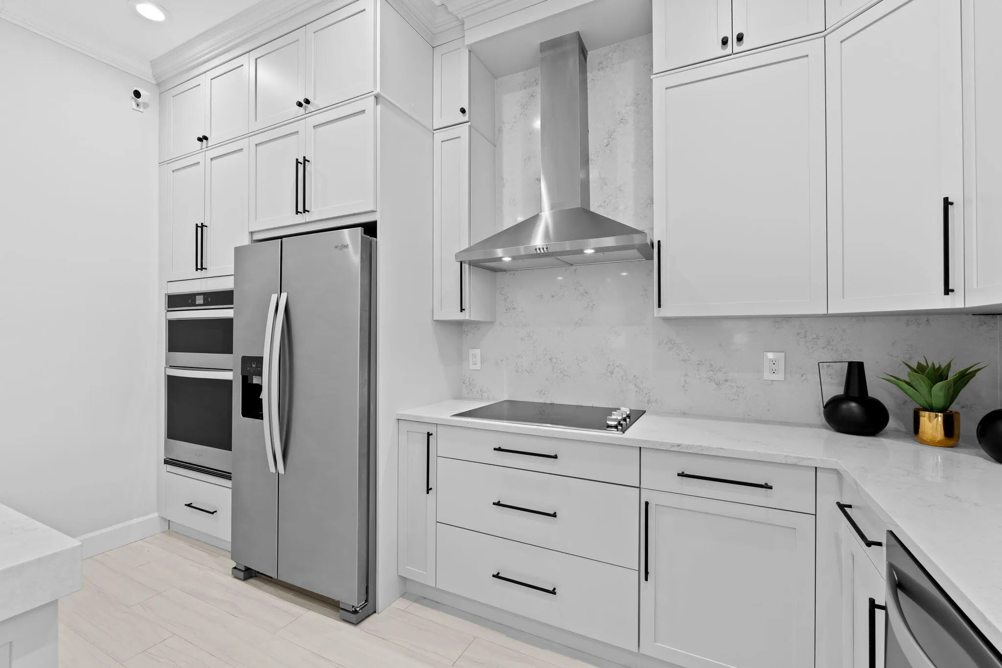 25-web-or-mls-A7404901