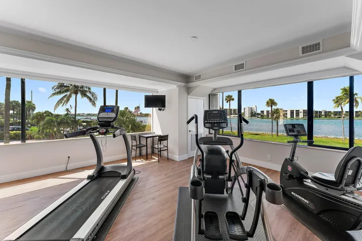 043-19900BeachRd-Jupiter-FL-33469-SMALL