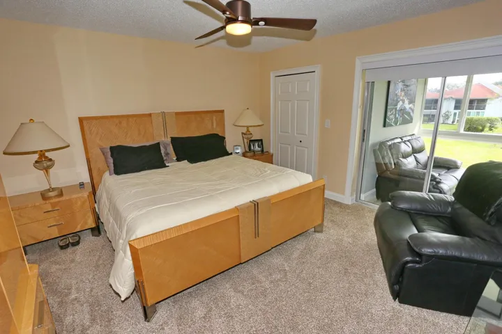 025-028-Master Bedroom-1500x1000