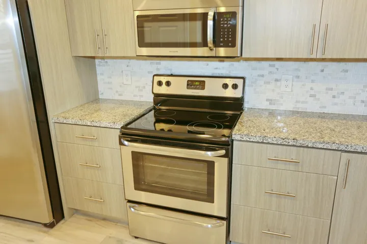 020-011-Kitchen-1500x1000