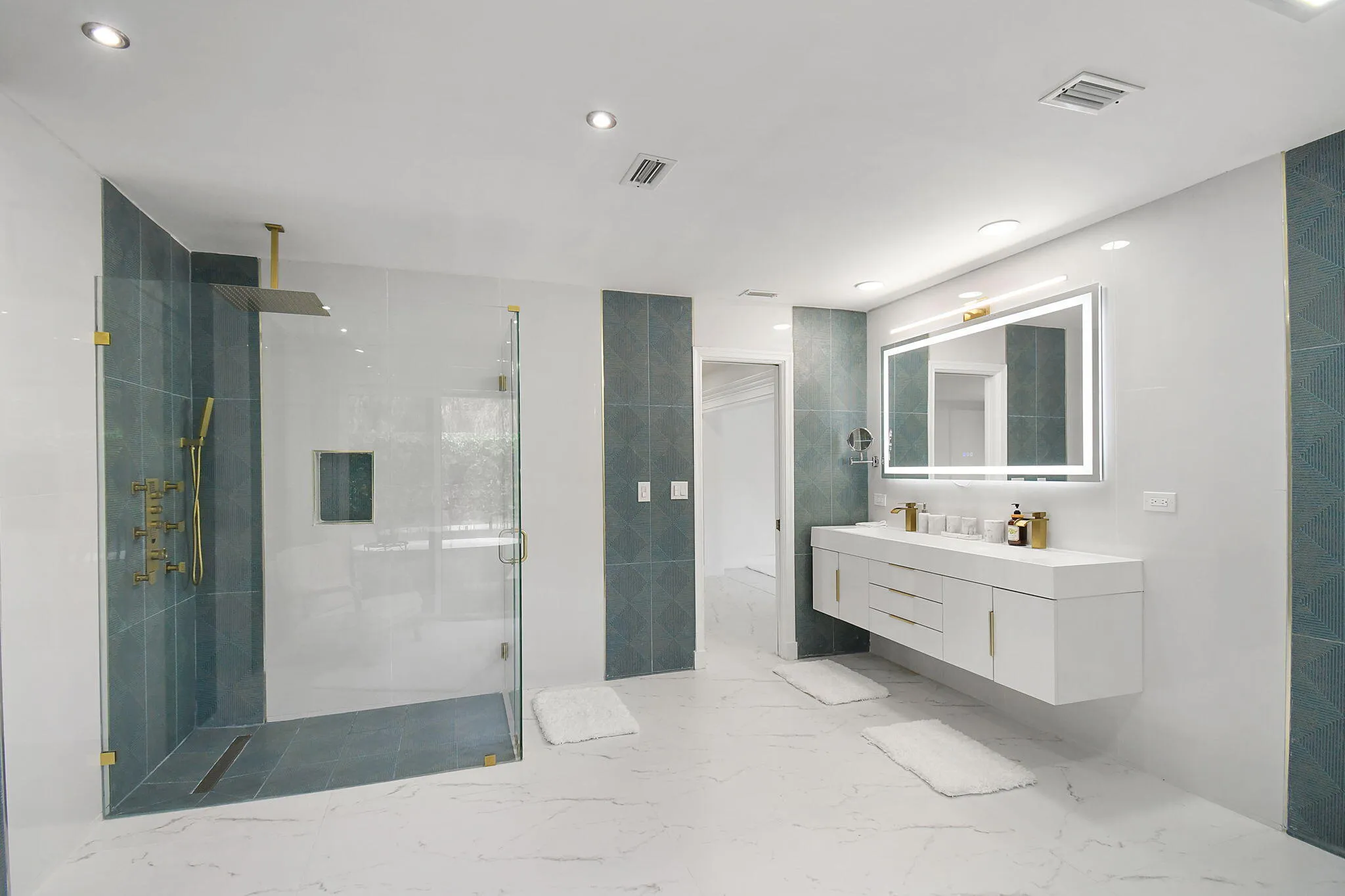 Property photo 64