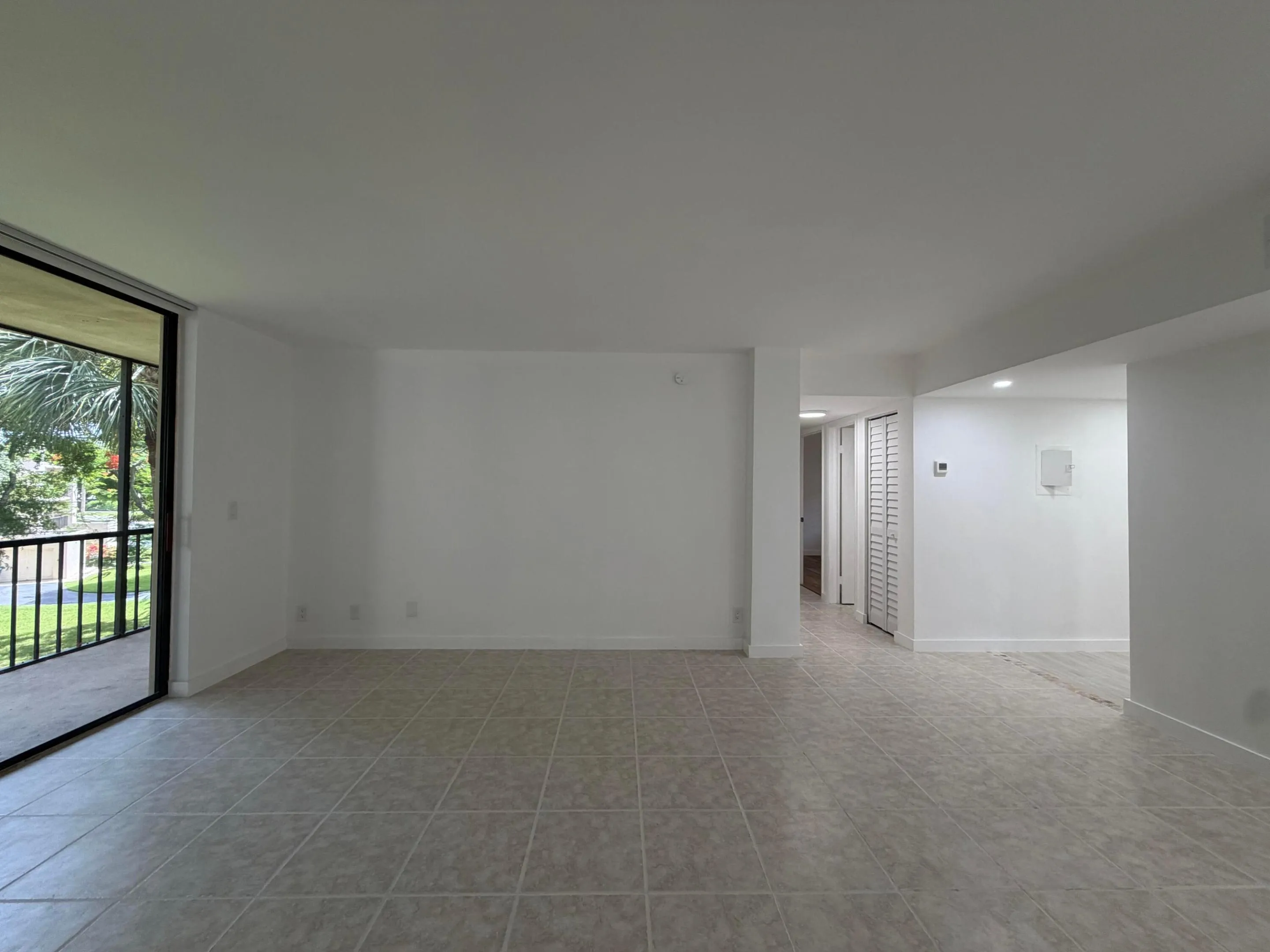 55+ community great for year round living or for a snowbird nest
