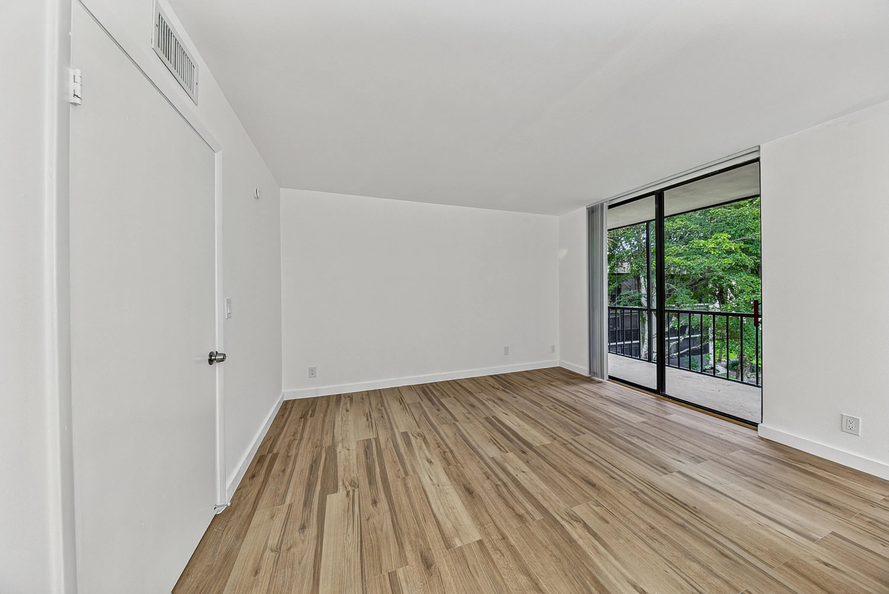 Great natural light in this bedroom