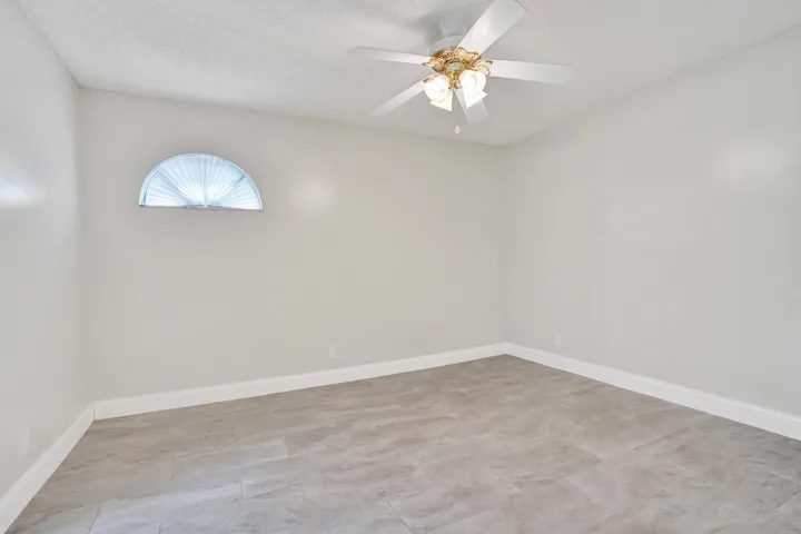 plenty of wall space for bedroom arrangement and furniture