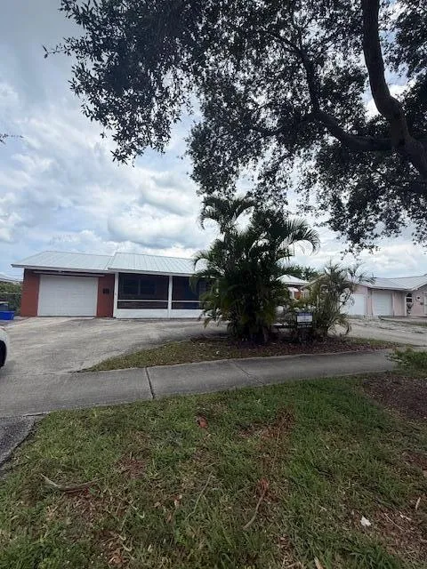 928 Prosperity Farms Rd_Claudia Ford_1